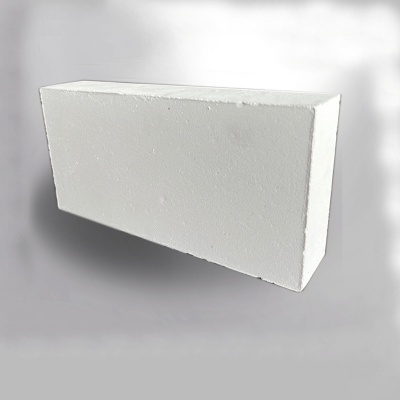 Ultra high strength lightweight insulation material